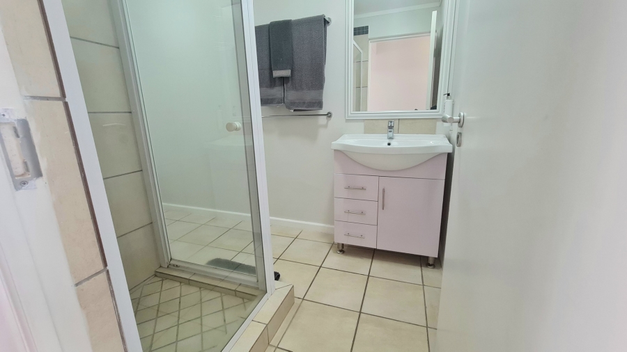 To Let 2 Bedroom Property for Rent in Knysna Central Western Cape